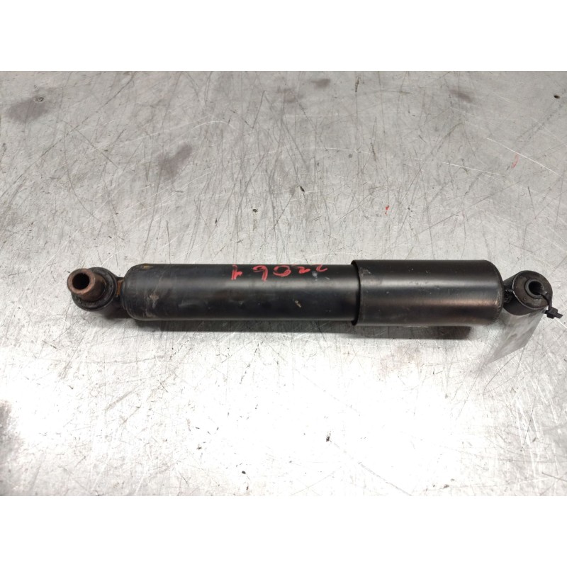 Recambio de amortiguador trasero para renault master ii phase 2 combi combi 2t8 l1 9 - plazas referencia OEM IAM - Blanco 2