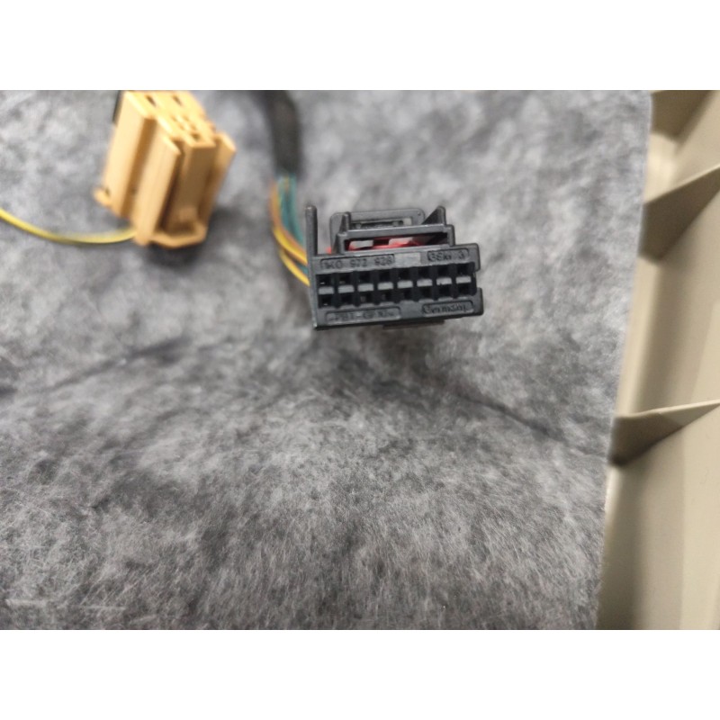 Recambio de guarnecido puerta trasera izquierda para audi q7 (4mb, 4mg, 4mq) 3.0 tdi quattro referencia OEM IAM - Negro 4