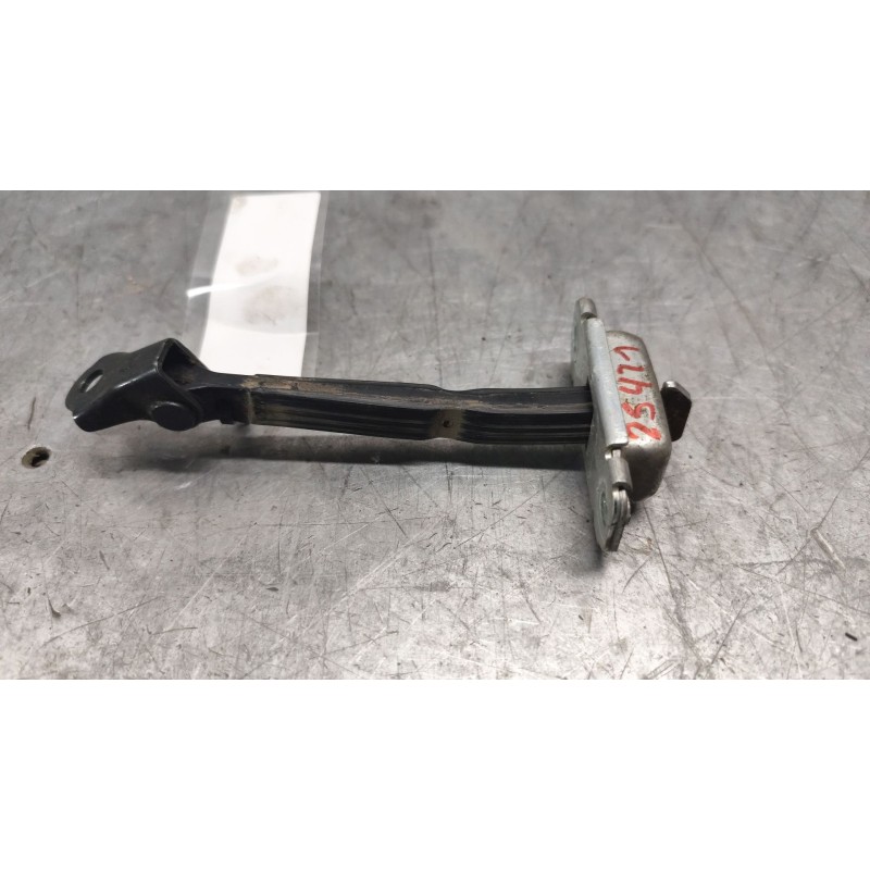 Recambio de retenedor puerta para hyundai i30 (gd) 1.6 crdi referencia OEM IAM - Blanco 2