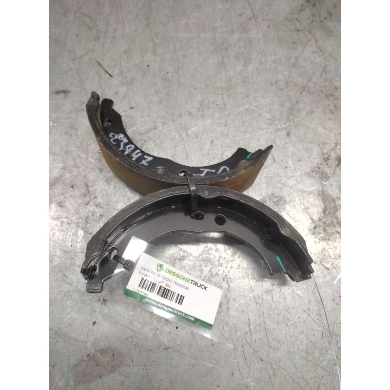 Recambio de zapatas de freno traseras para elnagh t-loft 582 referencia OEM IAM  DERECHA 