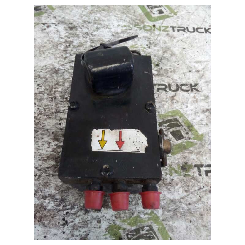 Recambio de valvula aire para renault magnum ab 2005 cabina adel.tractor semirr. 4x2 4xx.18 gran espacio referencia OEM IAM 2051 - Blanco