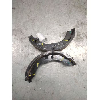 Recambio de zapatas de freno traseras para elnagh t-loft 582 referencia OEM IAM  DERECHA 
