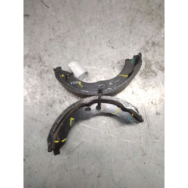 Recambio de zapatas de freno traseras para elnagh t-loft 582 referencia OEM IAM  DERECHA 2