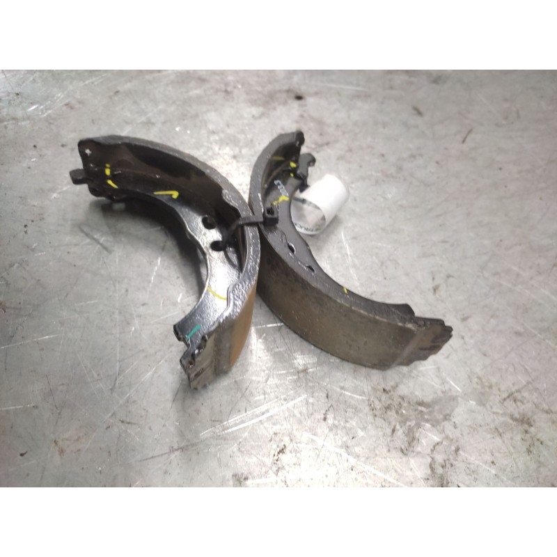 Recambio de zapatas de freno traseras para elnagh t-loft 582 referencia OEM IAM  DERECHA 3