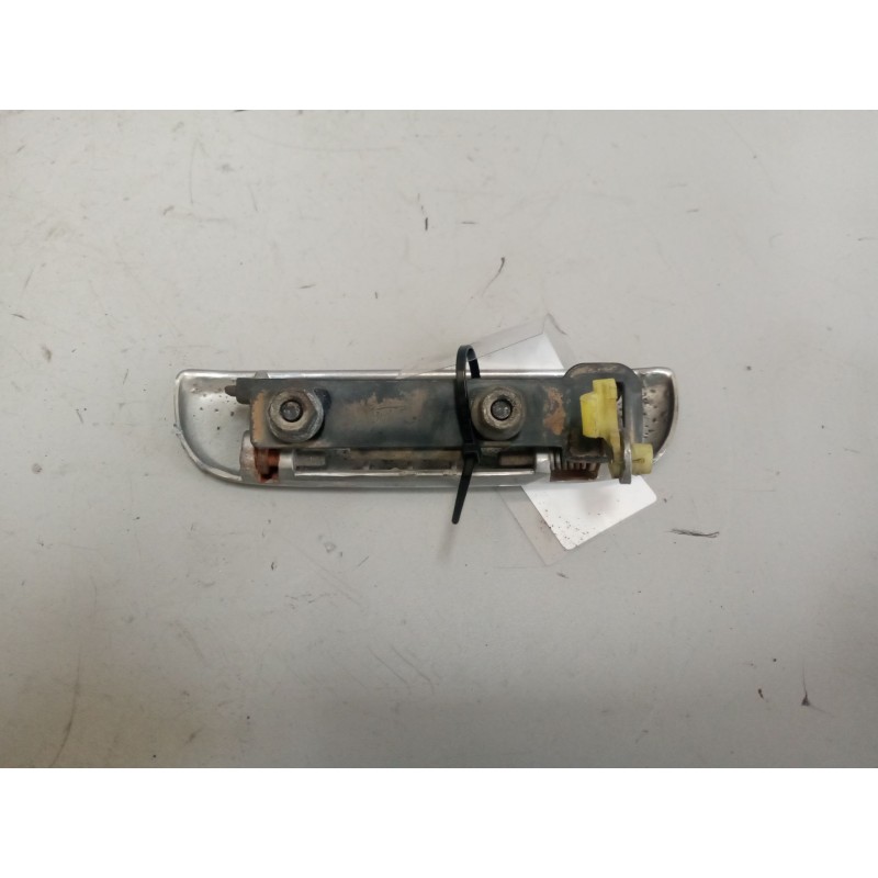 Recambio de maneta exterior delantera izquierda para nissan cabstar e referencia OEM IAM - Blanco 2