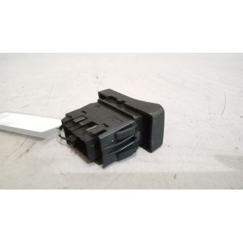 Recambio de interruptor para renault magnum ab diesel referencia OEM IAM 7421043756  