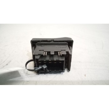 Recambio de interruptor para renault magnum ab diesel referencia OEM IAM 7421043756  