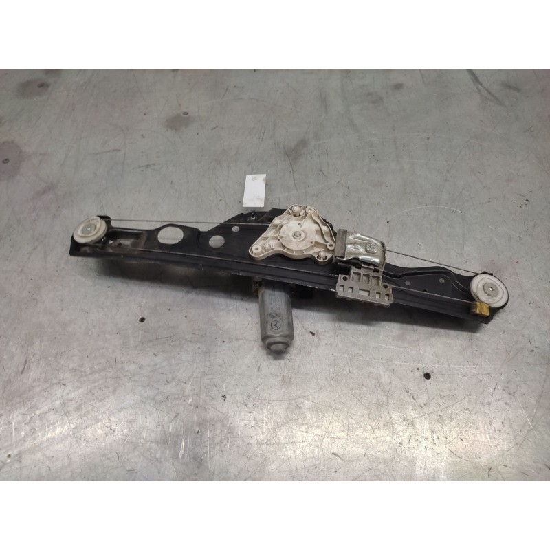 Recambio de elevalunas trasero derecho para mercedes-benz clase e (w211) berlina e 320 cdi (211.026) referencia OEM IAM A2117300 2