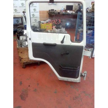Recambio de puerta delantera izquierda para nissan trucks l35.09 ... referencia OEM IAM   