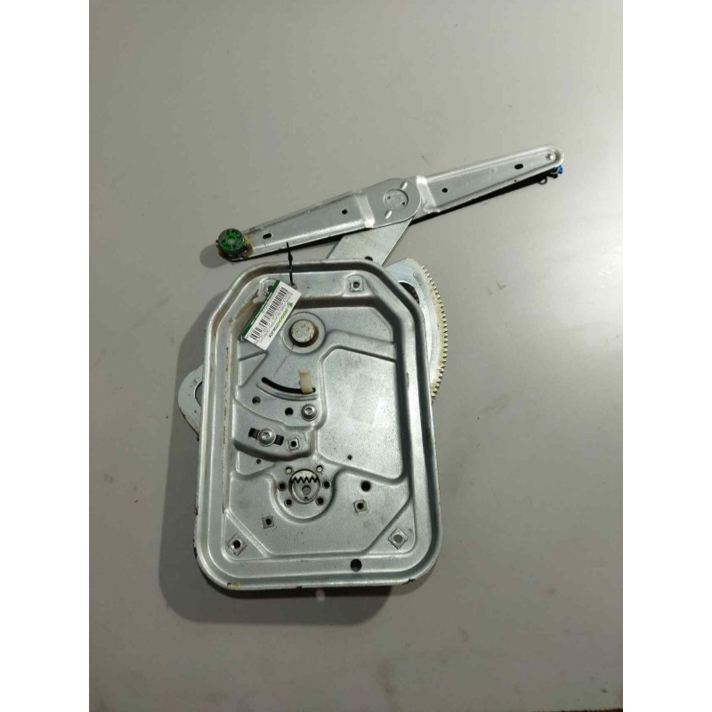 Recambio de elevalunas delantero derecho para scania serie p/g/r (l-clase) fsa r520 (4x2) largo cr 19 topline referencia OEM IAM - Blanco