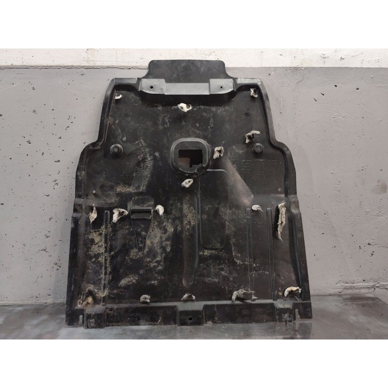 Recambio de cubrecarter para infiniti q30 1.5 d referencia OEM IAM - Gris 2