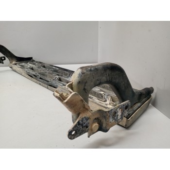 Recambio de peldaño frontal para renault serie t 12.8 diesel referencia OEM IAM 7482295643  7482275869