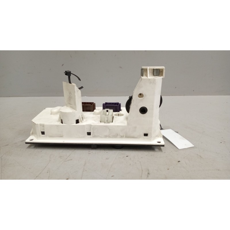 Recambio de mando calefaccion / aire acondicionado para renault magnum ab diesel referencia OEM IAM 5010290297 - Blanco 2