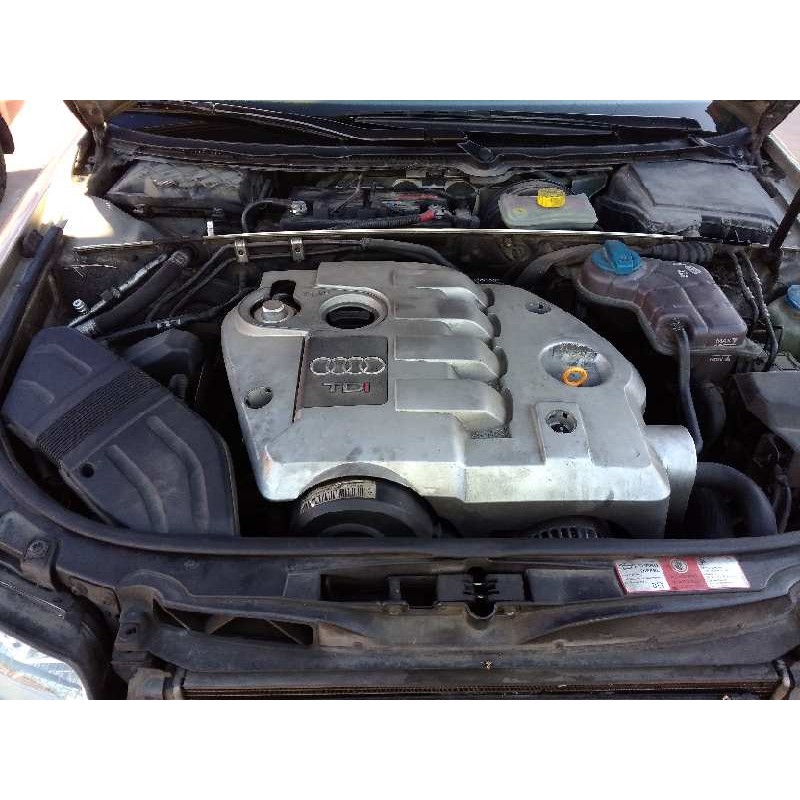 AUDI A4 BERLINA (8E)