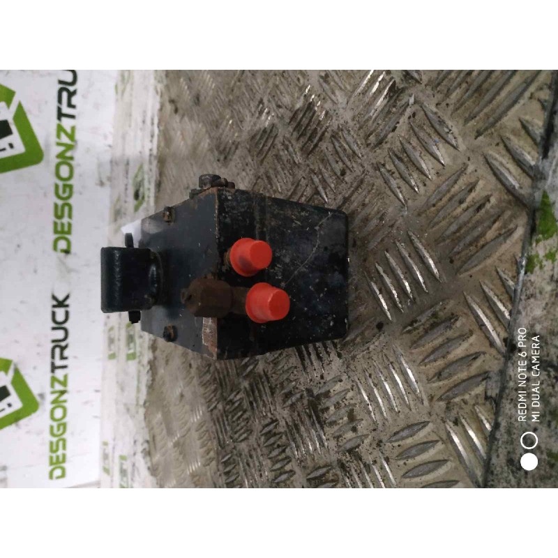 Recambio de bomba elevacion cabina para renault midlum fg 250.12/c e2 cabina para dormir referencia OEM IAM 5010316439 2