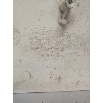 Recambio de moldura trasera cabina para man tgx 18.xxx 12.4 diesel referencia OEM IAM 81615100409  IZQUIERDA