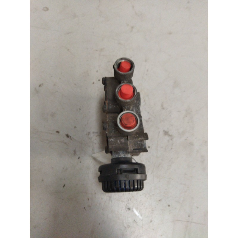Recambio de valvula aire para renault magnum ab 2005 cabina adel.tractor semirr. gv  4x2 4xx.18 gran espacio referencia OEM IAM 2