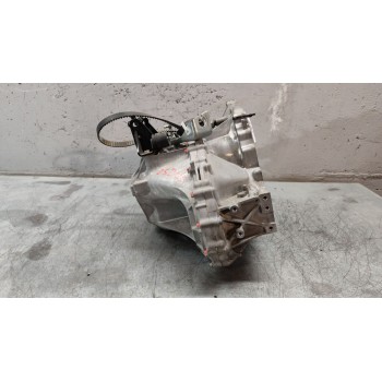 Recambio de caja cambios para toyota avensis (_t25_) 2.0 d-4d (adt250_) referencia OEM IAM 3030020A90  