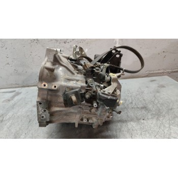 Recambio de caja cambios para toyota avensis (_t25_) 2.0 d-4d (adt250_) referencia OEM IAM 3030020A90  