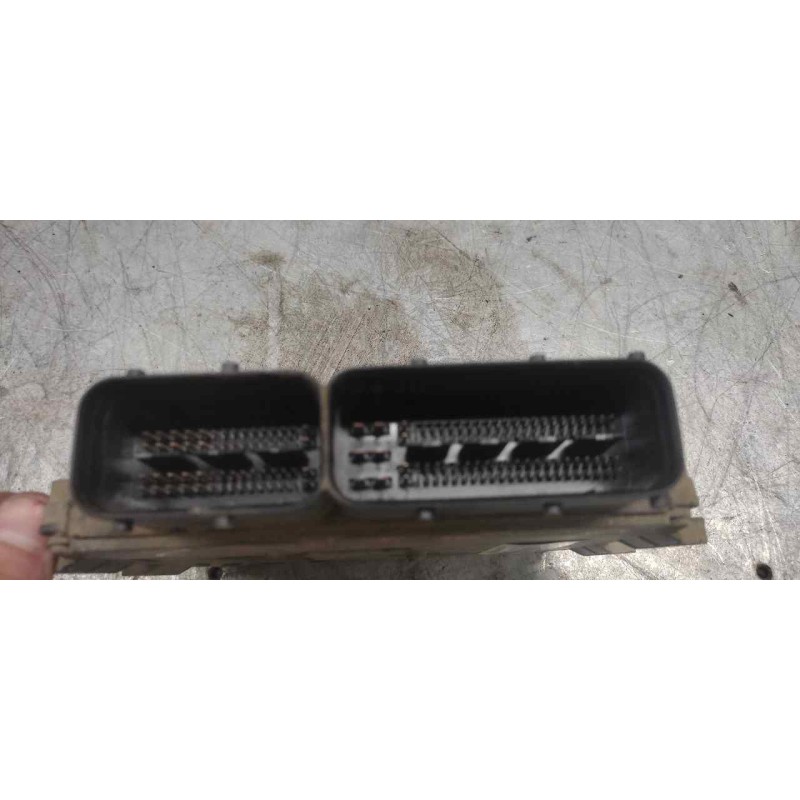 Recambio de centralita motor uce para opel corsa c blue line referencia OEM IAM 55196352 - Blanco 2