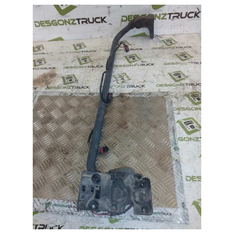 Recambio de brazo retrovisor derecho para man tg - a 18.480 fg / bb (e3/e4) l referencia OEM IAM - Blanco 2