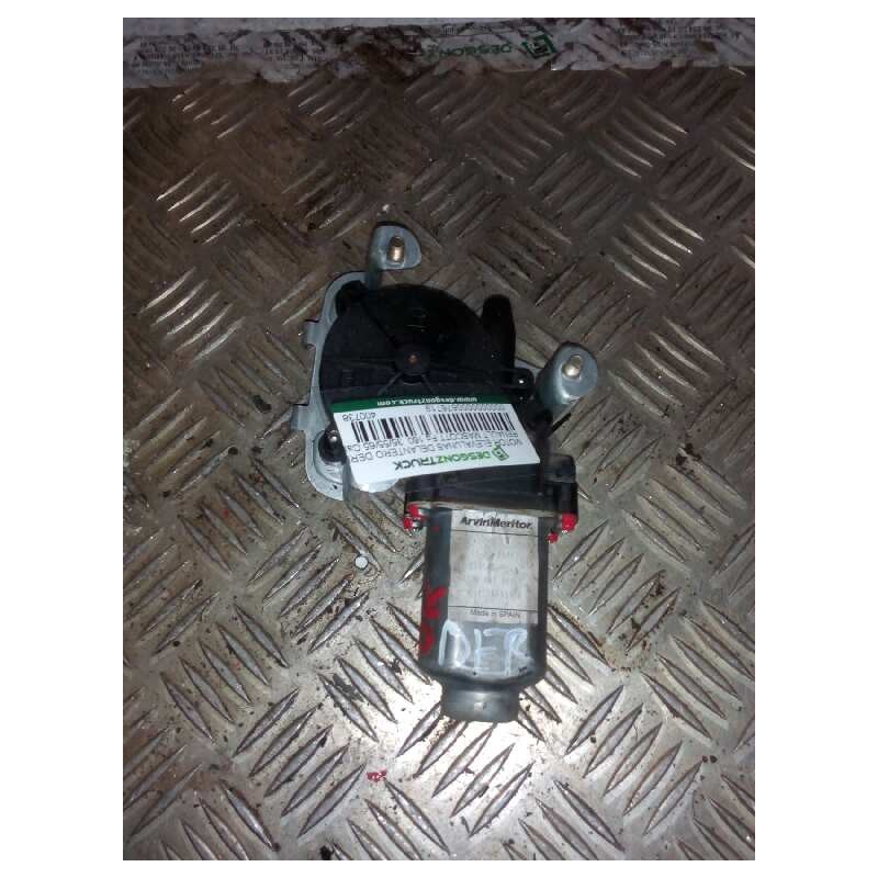 Recambio de motor elevalunas delantero derecho para renault mascott fg 160. 35/55/65 cabina individual referencia OEM IAM 400738