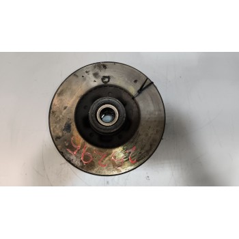 Recambio de buje delantero para nissan cabstar e 3.0 diesel referencia OEM IAM 402049X201  