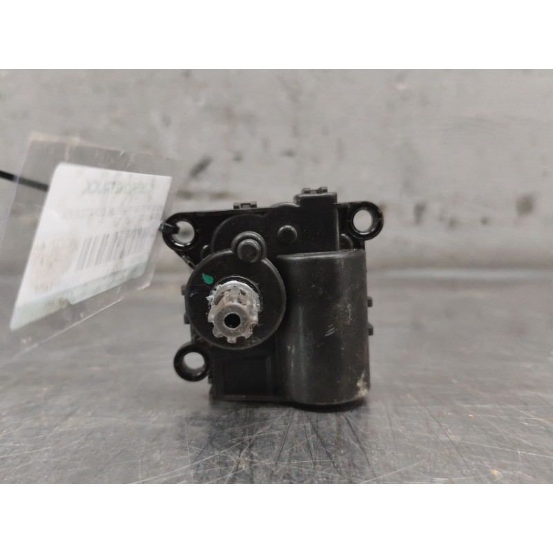 Recambio de motor apertura trampillas climatizador para kia sportage iv (ql, qle) 1.7 crdi referencia OEM IAM D332NFFAA01 - Blanco 2