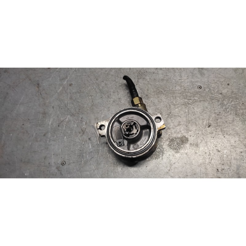 Recambio de depresor freno / bomba vacio para opel kadett e 1.7 diesel referencia OEM IAM 90285416 2