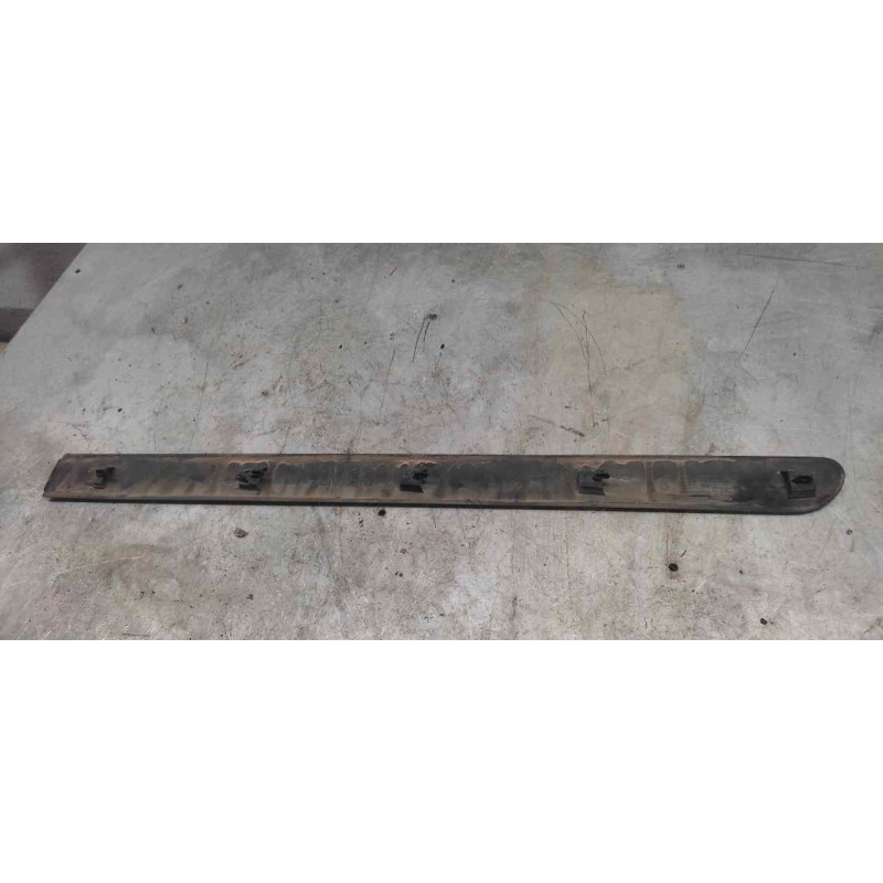 Recambio de moldura para peugeot 307 (s1) xn referencia OEM IAM 9634011277 2