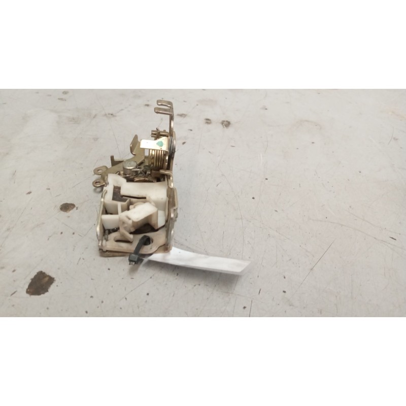 Recambio de cerradura puerta delantera derecha para mercedes-benz atego 4 cyl. 4x2 2005  4.3 diesel (om 904 la) referencia OEM I - Blanco 2