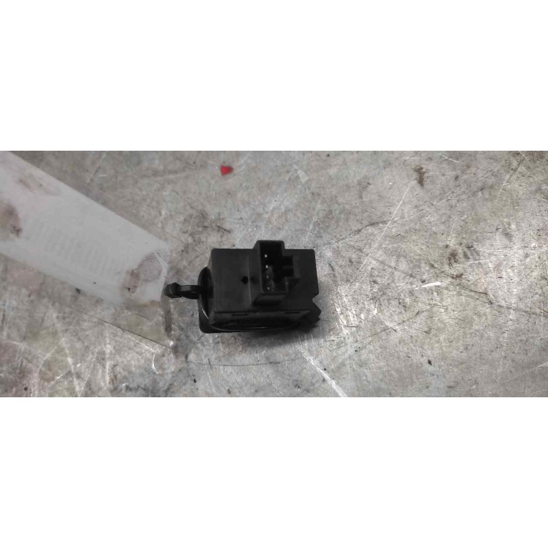 Recambio de boton regulacion de faros para nissan terrano/terrano.ii (r20) aventura referencia OEM IAM 251900F000 4 PINS - Blanco 2