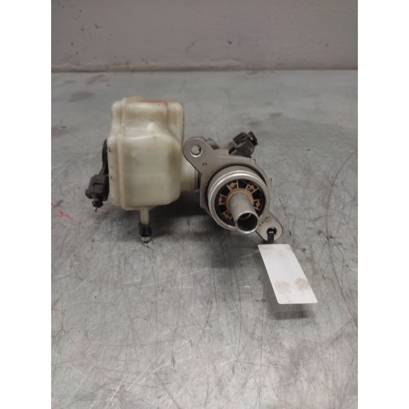Recambio de bomba freno para seat leon (1p1) referencia OEM IAM 1K1611301D - Rojo 2
