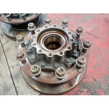 Recambio de buje trasero derecho para iveco eurocargo fg 120 e larga distancia referencia OEM IAM 7186804  