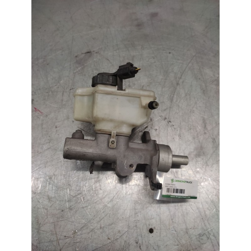 Recambio de bomba freno para seat leon (1p1) referencia OEM IAM 1K1611301D - Rojo 4