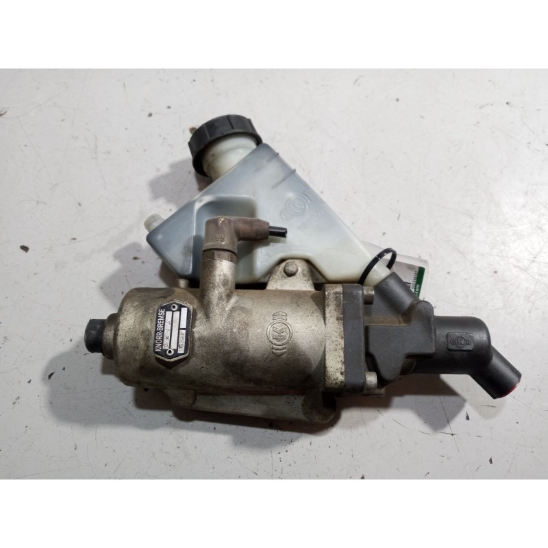 Recambio de bombin embrague para iveco mago af100e21 referencia OEM IAM 500398367  sm1a