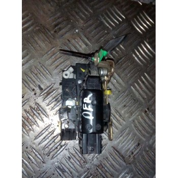 Recambio de cerradura puerta delantera derecha para renault mascott fg 160. 35/55/65 cabina individual referencia OEM IAM   