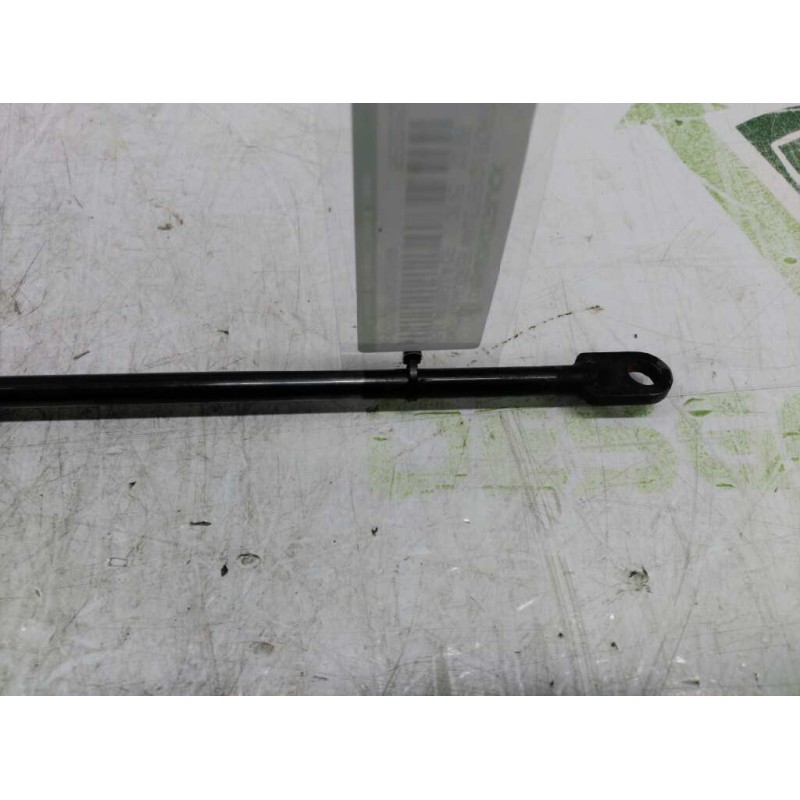 Recambio de amortiguadores maletero / porton para seat marbella ce referencia OEM IAM SE028526200B - Blanco 2