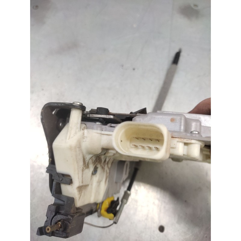 Recambio de cerradura puerta trasera izquierda para seat leon (1p1) referencia OEM IAM 1P0839015  8 PINS - Rojo 3