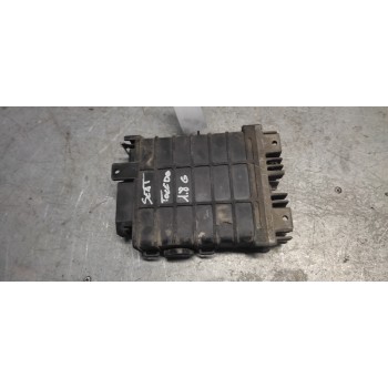 Recambio de centralita motor uce para seat toledo (1l) 1.8 cat (rp) referencia OEM IAM 0280000739 443907403G 