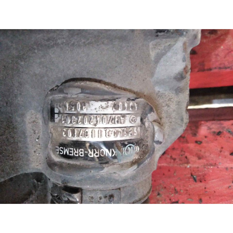 Recambio de pinza freno delantera derecha para mercedes-benz atego 4-cilindros 4x2/bm 970/2/5/6 917 (4x2) om 904 la l (largo) re - Blanco 2