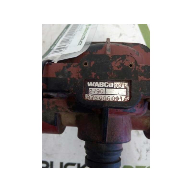 Recambio de valvula aire para mercedes trucks ng 1926, 1926 a, s, ls, as, k, ak (256cv) referencia OEM IAM 9730060010  VALVULA R - Rojo 2