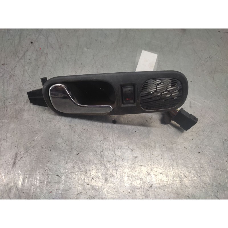 Recambio de maneta interior delantera izquierda para audi a3 (8l) referencia OEM IAM 8L1837019  