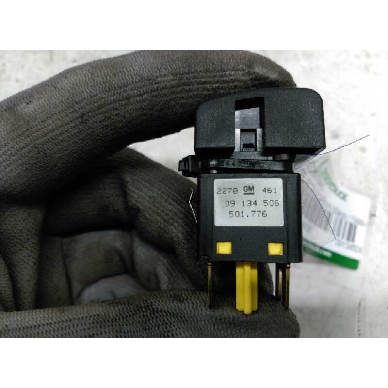 Recambio de boton antivaho para opel vectra b caravan básico (1999) referencia OEM IAM 09134506 2