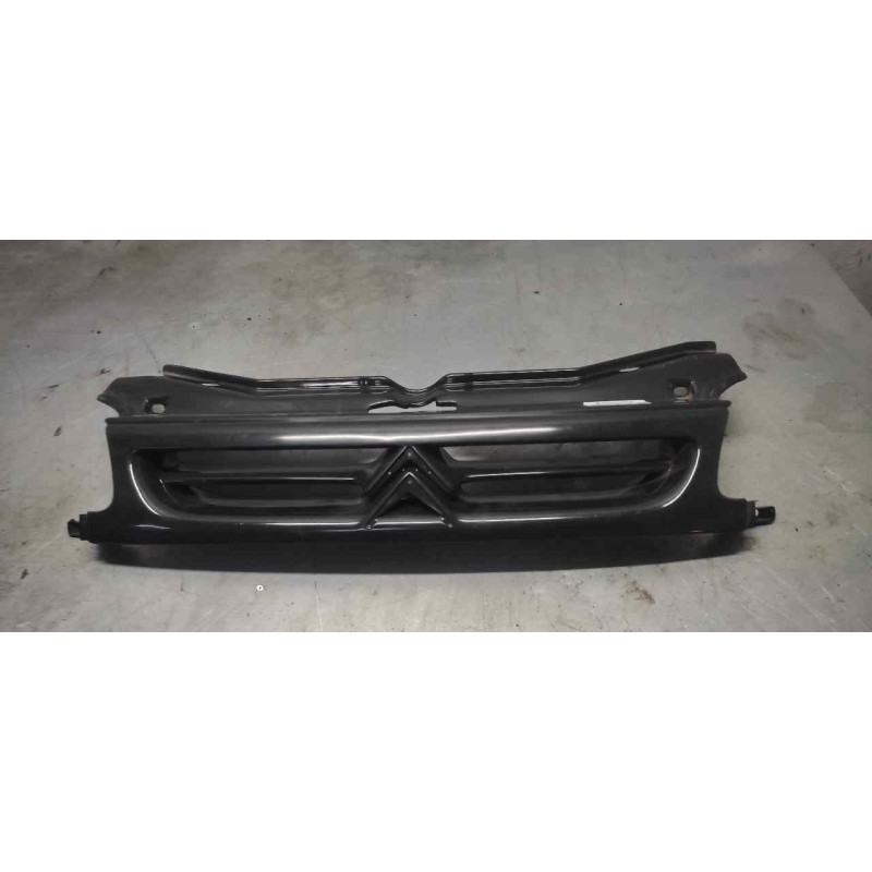 Recambio de rejilla delantera para citroën berlingo 1.1 referencia OEM IAM   