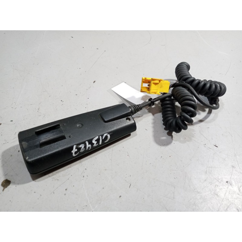 Recambio de mando climatizador para scania serie p/g/r (c-clase) 11.7 diesel referencia OEM IAM 1758152 - Blanco 2