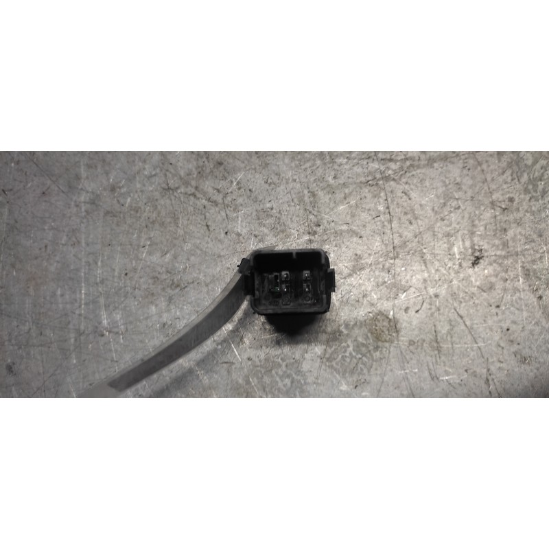 Recambio de warning para seat leon (1p1) 1.9 tdi referencia OEM IAM 5P0953235A 4 PINS 2