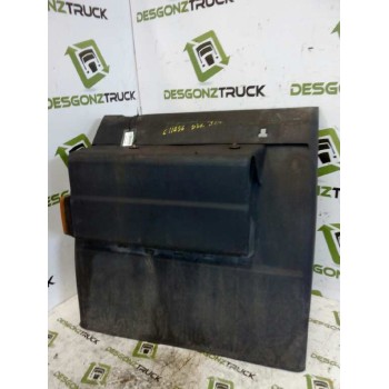 GUARDABARROS TRASERO DERECHO PARTE DELANTERA 