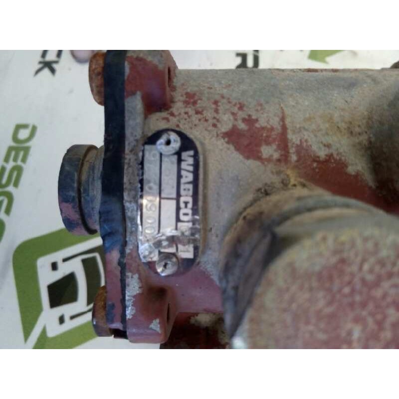 Recambio de valvula aire para mercedes trucks ng 1926, 1926 a, s, ls, as, k, ak (256cv) referencia OEM IAM 97300900 2690 VALVULA - Rojo 3