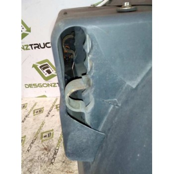 Recambio de guardabarros trasero derecho para iveco stralis (ad/at) fg at   4x2 larga distancia referencia OEM IAM  PARTE DELANT